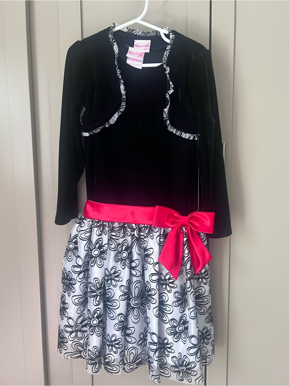 Nanette Girls 2pc Black Velvet & Floral Dress with Cardigan - Size 6 - Like New